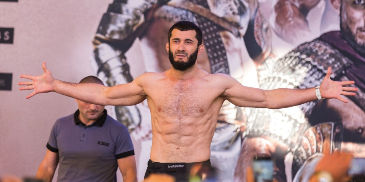 Mamed Khalidov podczas ważenia na KSW